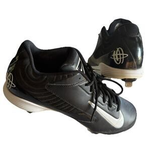 Nike Men’s size 11 Huarache Strike Low Metal Baseball Cleats 615963-010 Shoes